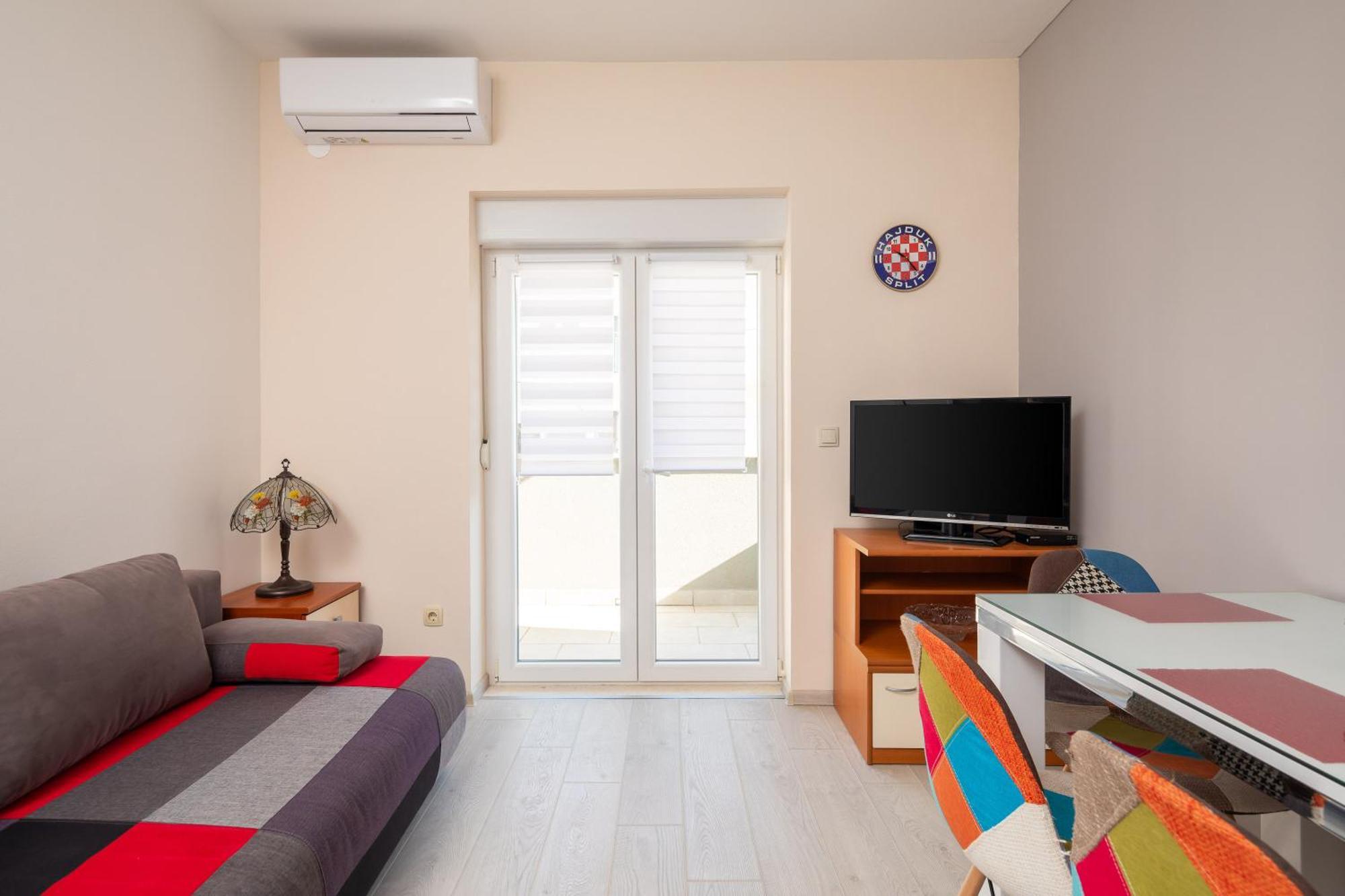 Apartments Ivan Omiš Zewnętrze zdjęcie