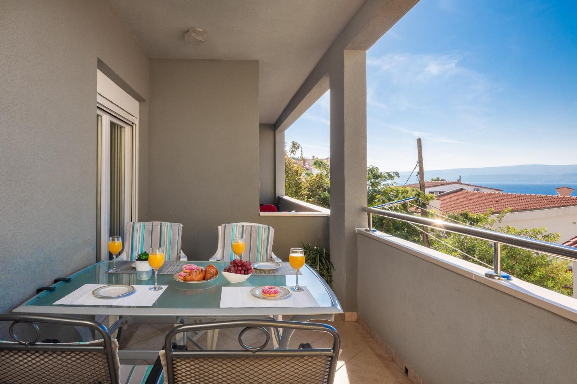 Apartments Ivan Omiš Zewnętrze zdjęcie