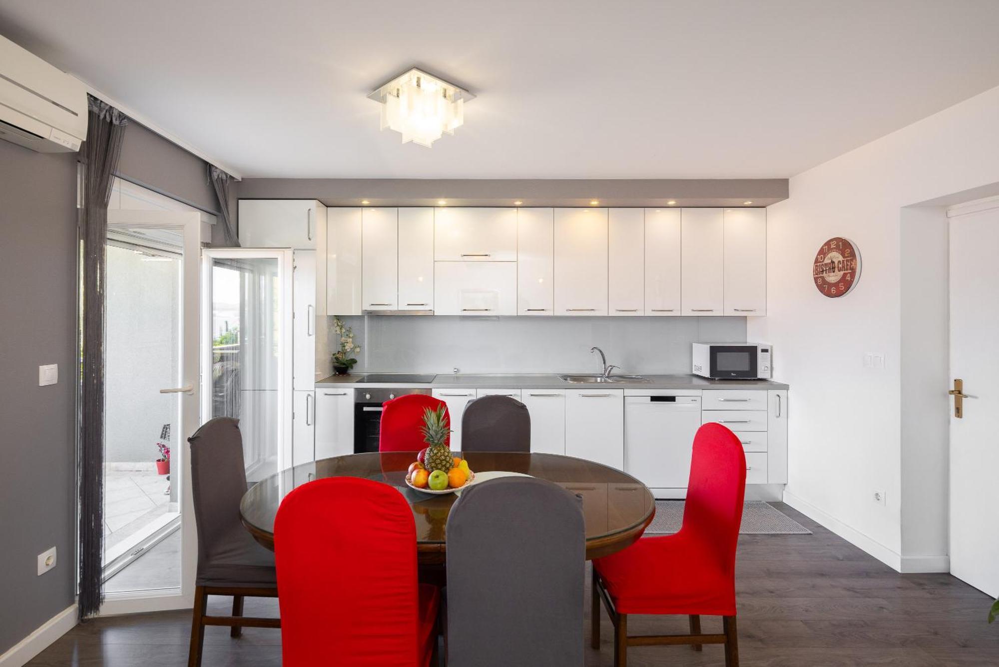 Apartments Ivan Omiš Zewnętrze zdjęcie